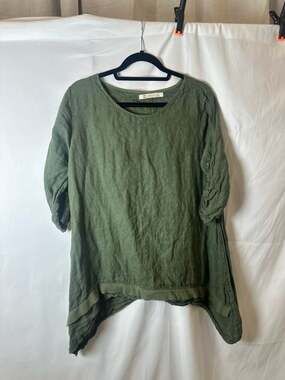 Blanco de Ibiza by Isabel Tavares 100% Linen Asymmetrical Tunic Top Olive Green